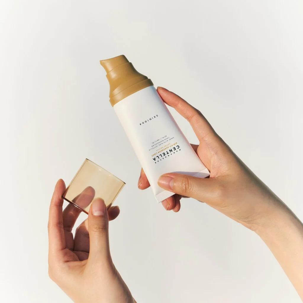 SKIN1004 - Madagascar Centella Air-Fit Suncream Light - 50 ml - PIBU 피부