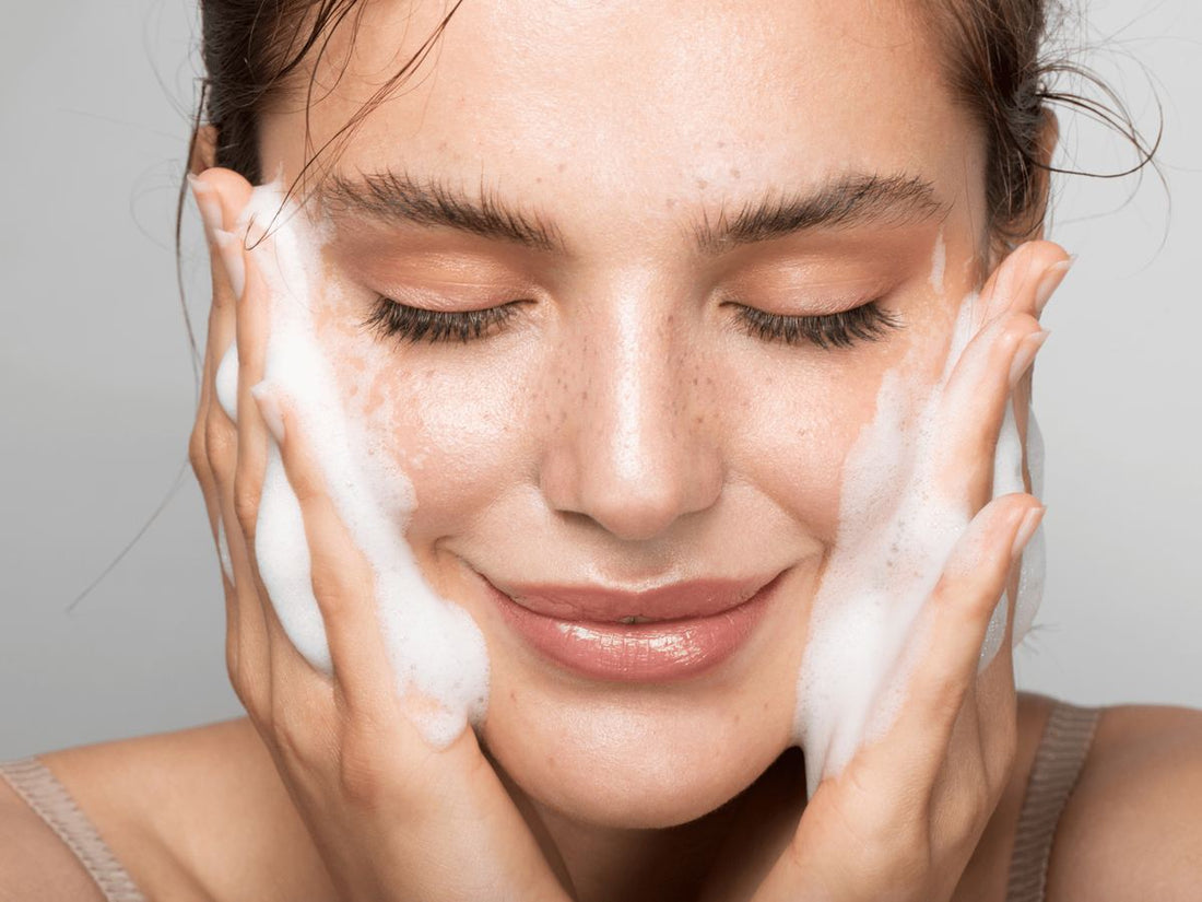 La K-Beauty Face à l'Excès de Sébum : Solutions Naturelles et Efficaces