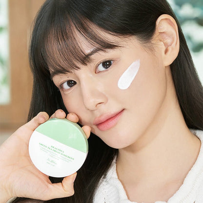 Dr. Althea : Green Tea Fresh Sunscreen