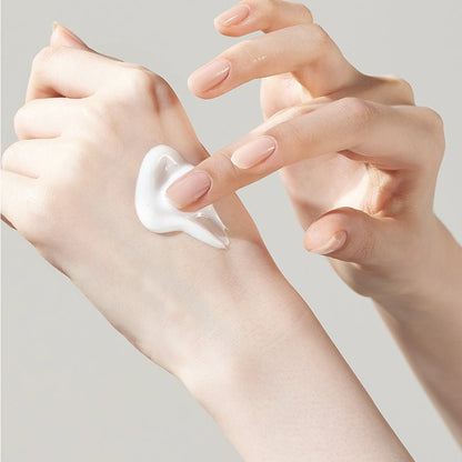 Biodance : Skin-Glow Essence Cream