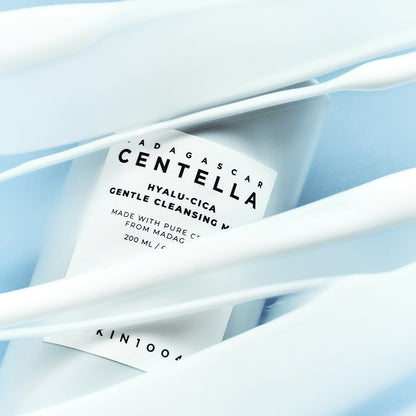 Skin 1004 : Hyalu-Cica Gentle Cleansing Milk